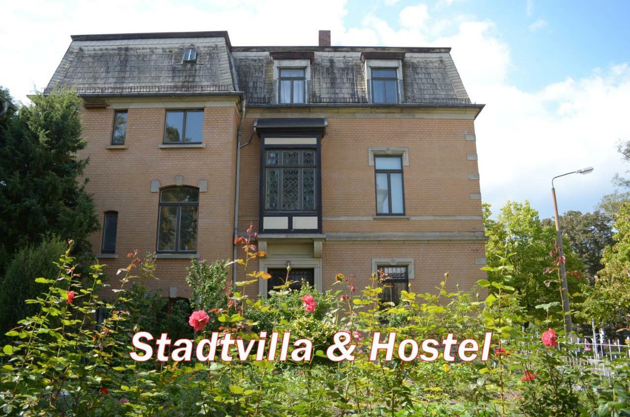 Hummel Hostel - Historische Stadtvilla Mit Garten Weimar  Exterior photo